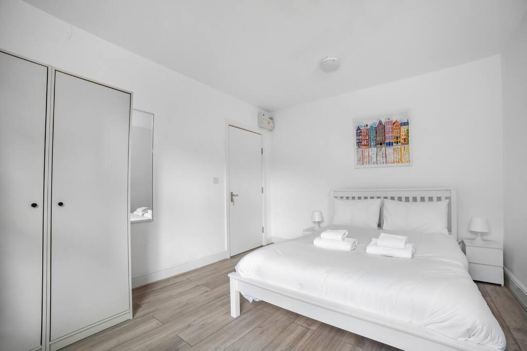 Apartment Stylish 2-bed By Tower Of London