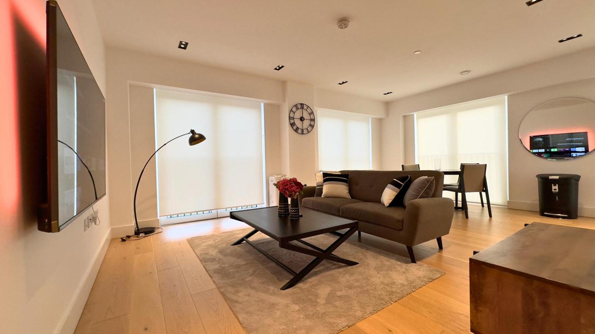 Apartamento Us Embassy Nine Elms Modern 1000mb Ultra Fast Wifi Londres