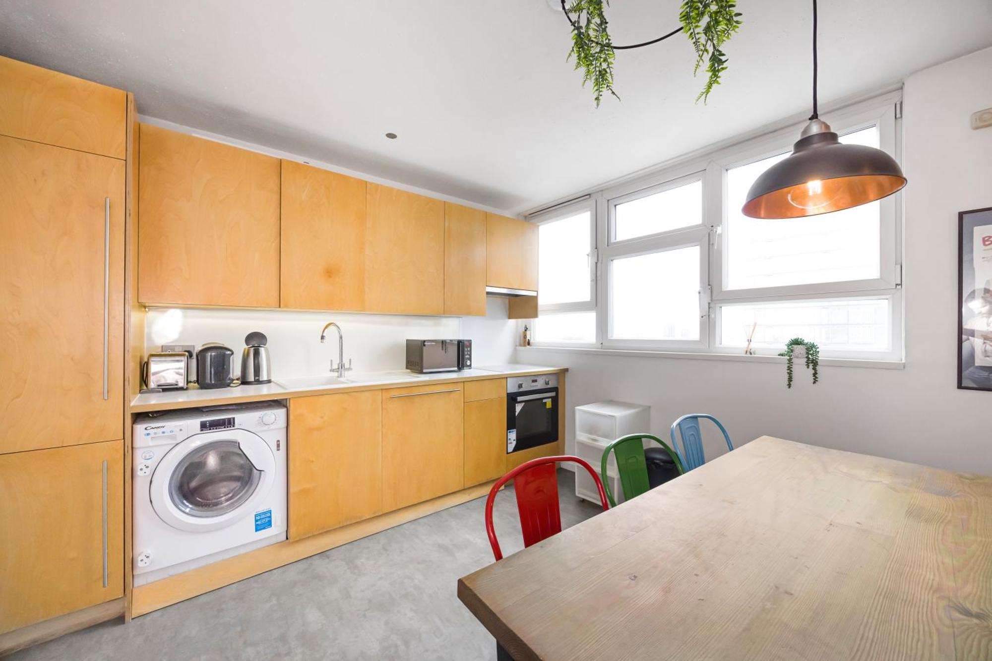 4-bed Flat With Stunning Views Appartement Londen