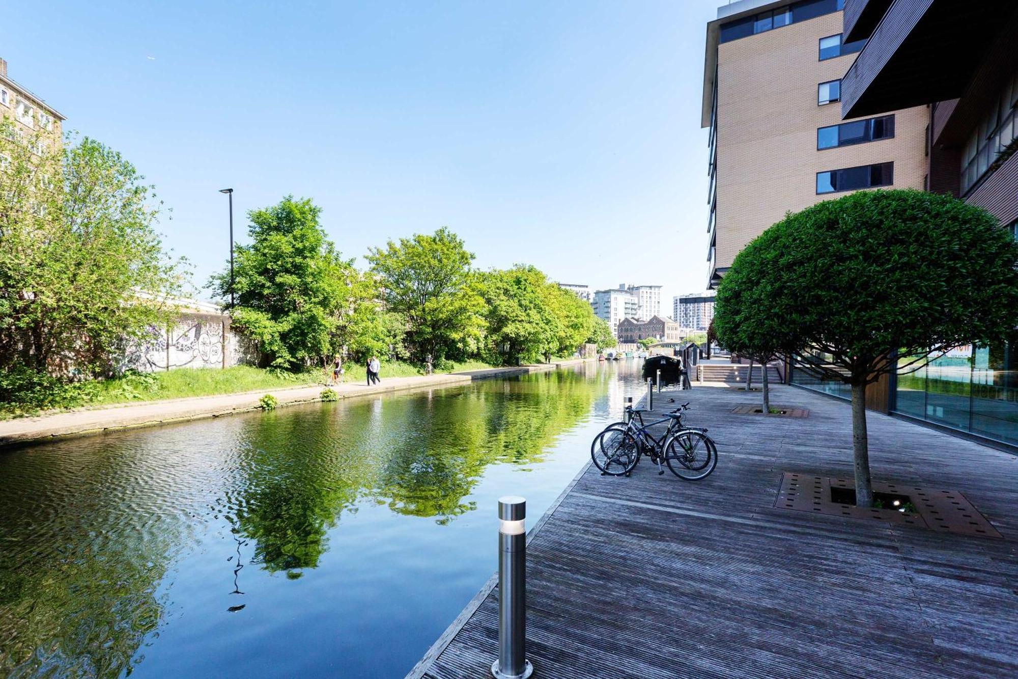 Veeve - Contemporary On The Canal Appartement *