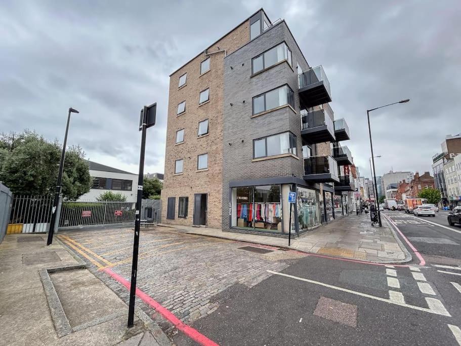 Modern One Bedroom Flat In The Heart Of Apartment *