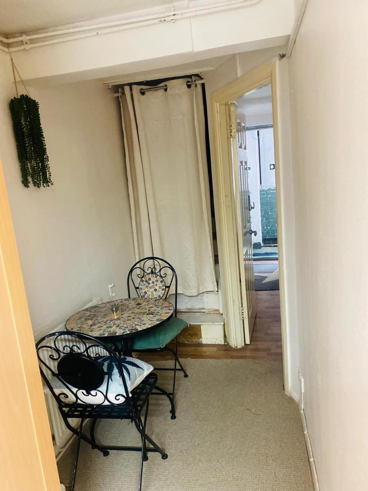 Cozy Opposite Chelsea Stadium Appartement *