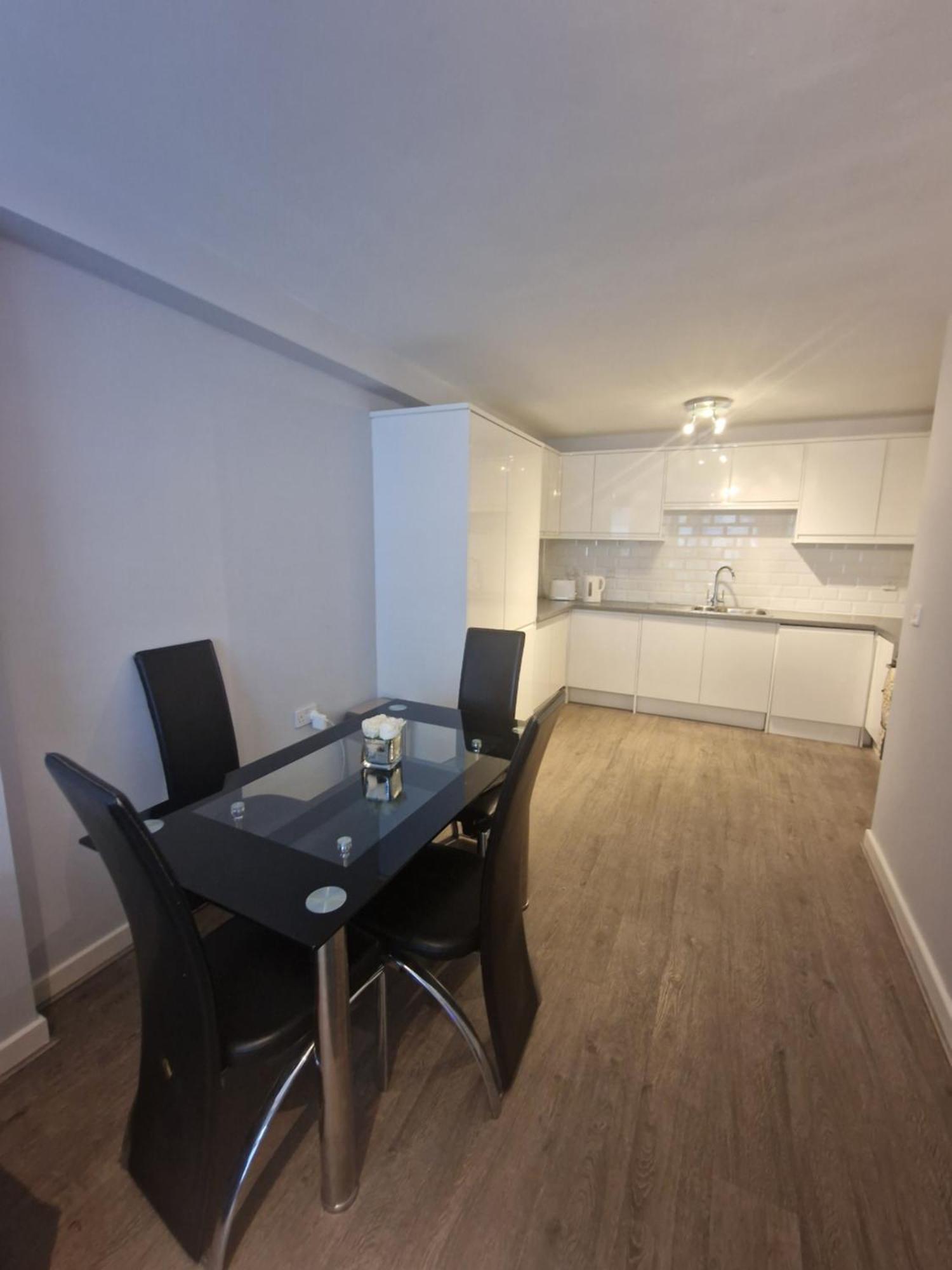 Aarons Riverview Luxury Appartement