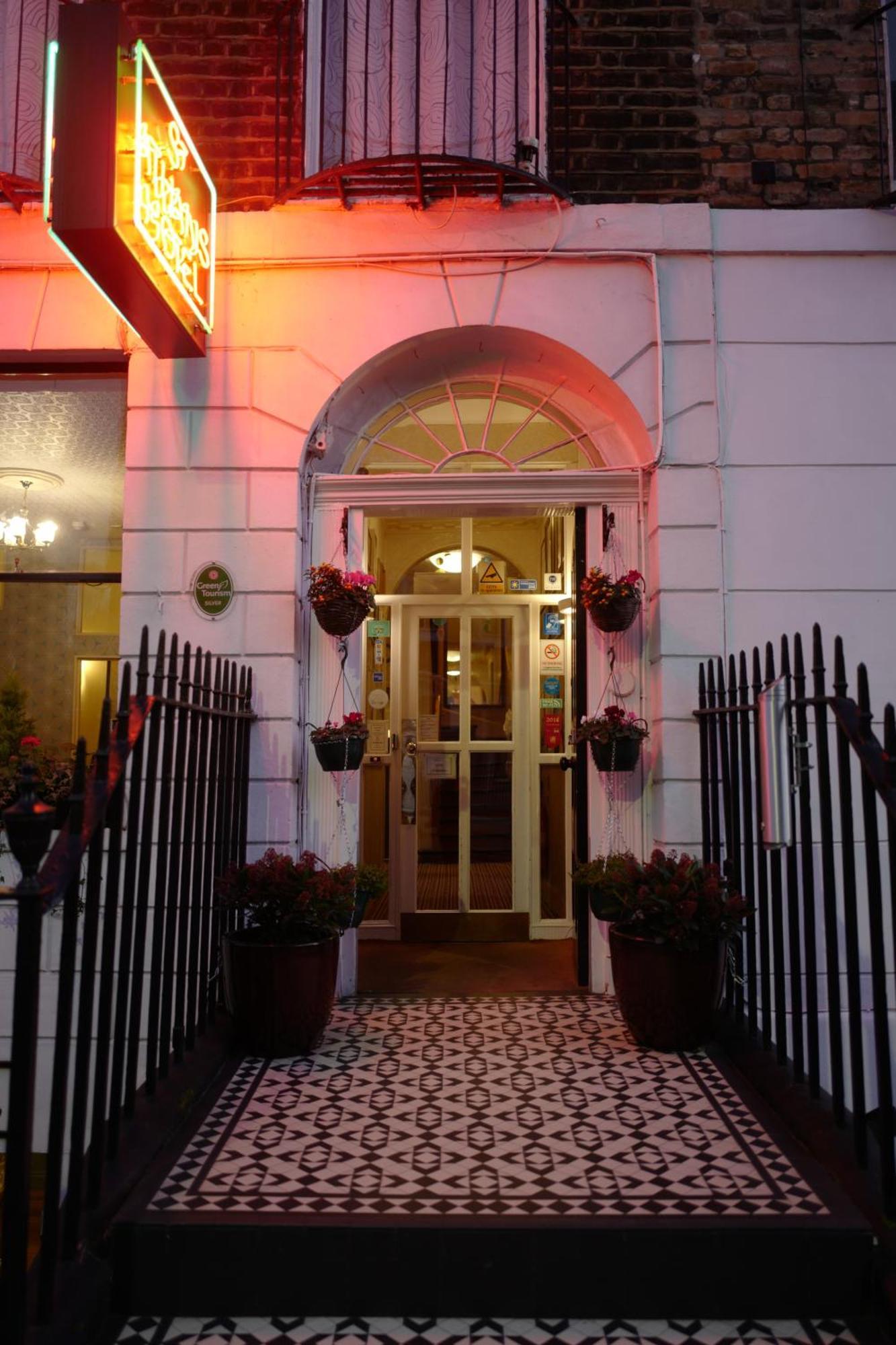 St Athans Hotel Londres