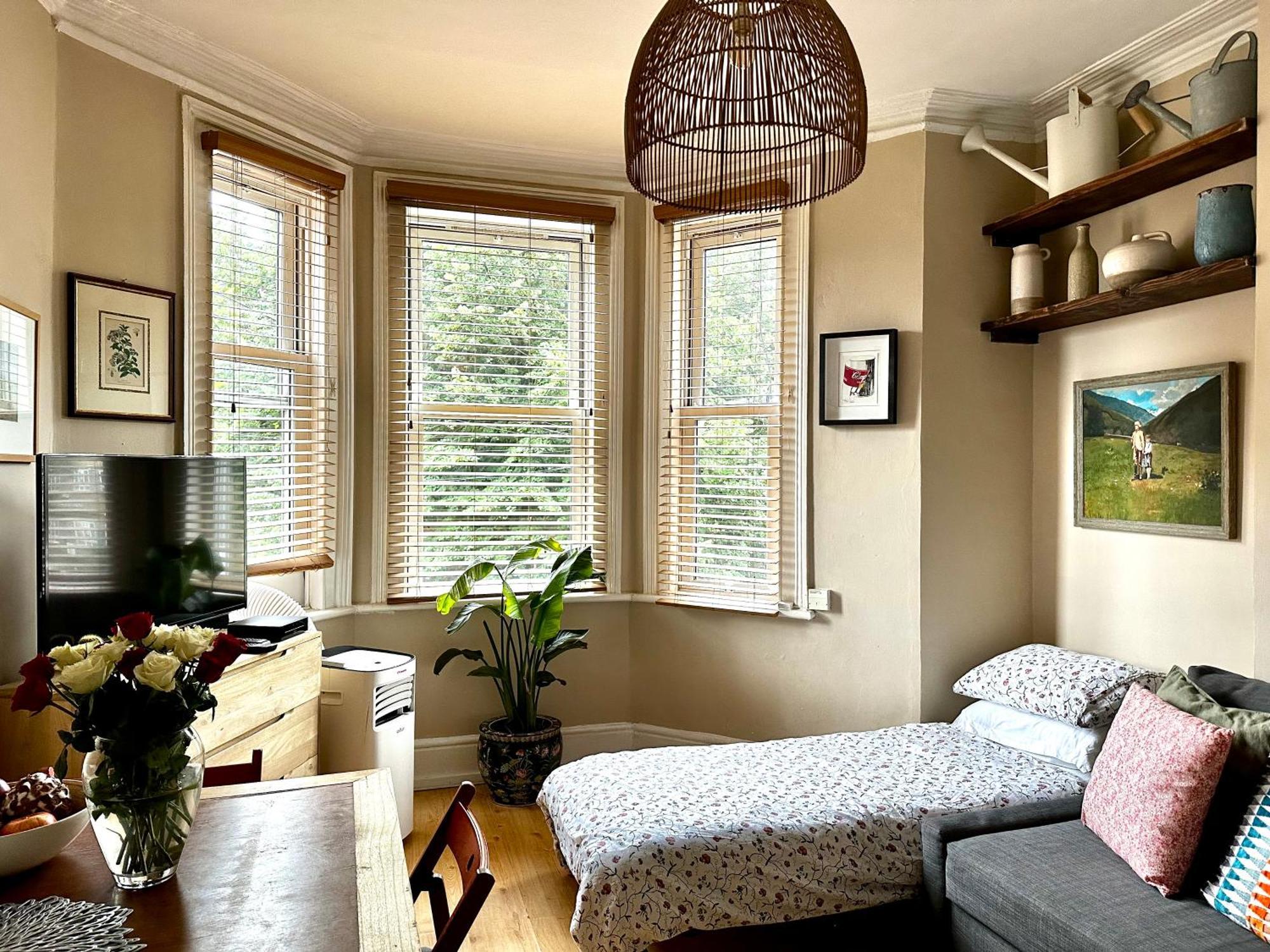 Artistic Pied-A-Terre, Steps From The Tube, Moments From London'S Heart Apartamento