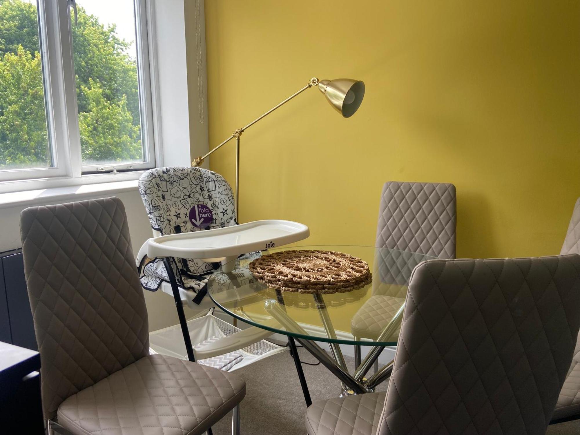 Family-friendly 2-bed, 2-bath Xmas - Book Now! Apartamento