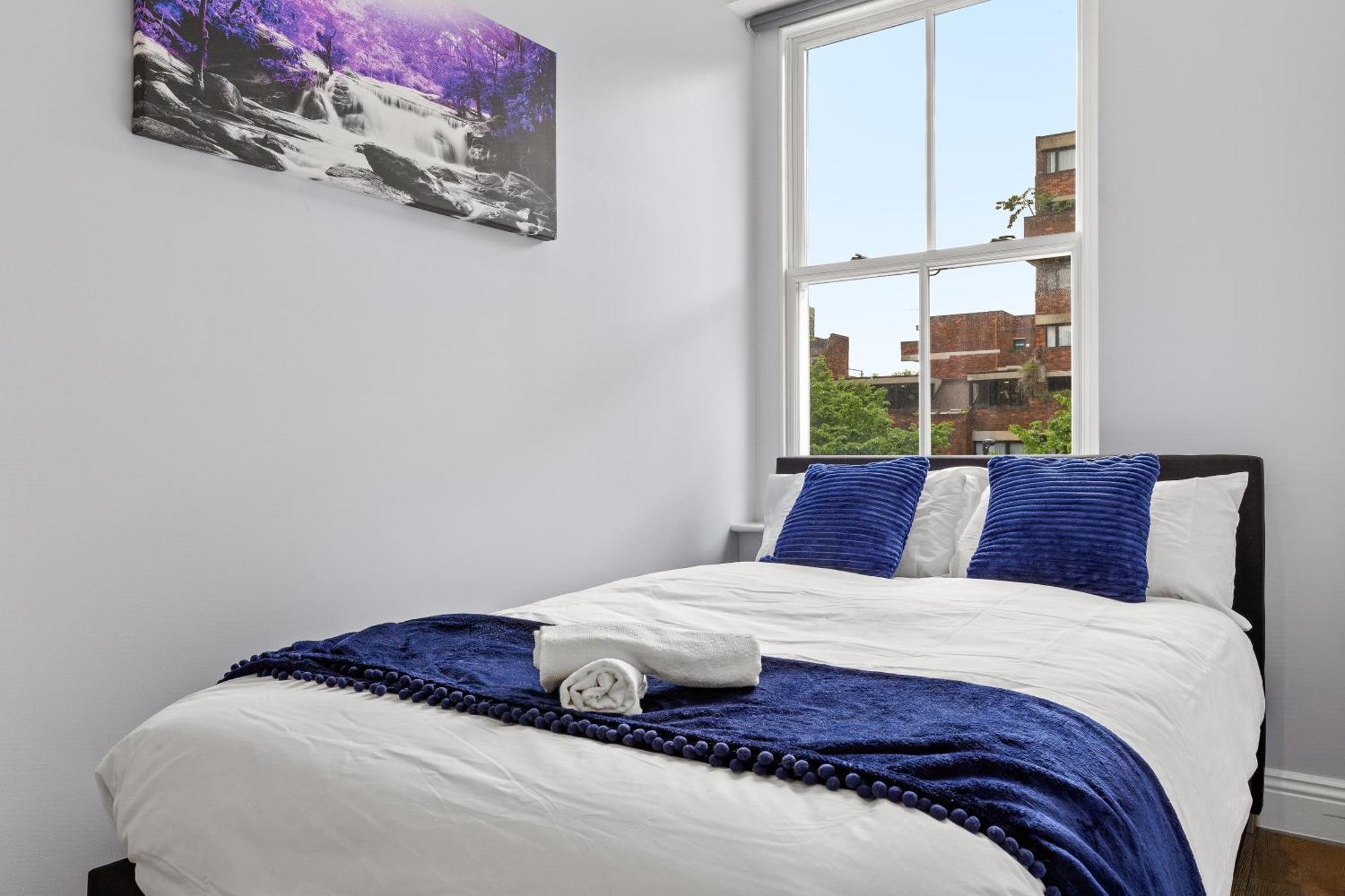 Stylish 2 Bedroom In Westminster Sleeps 5 With Ac Apartment