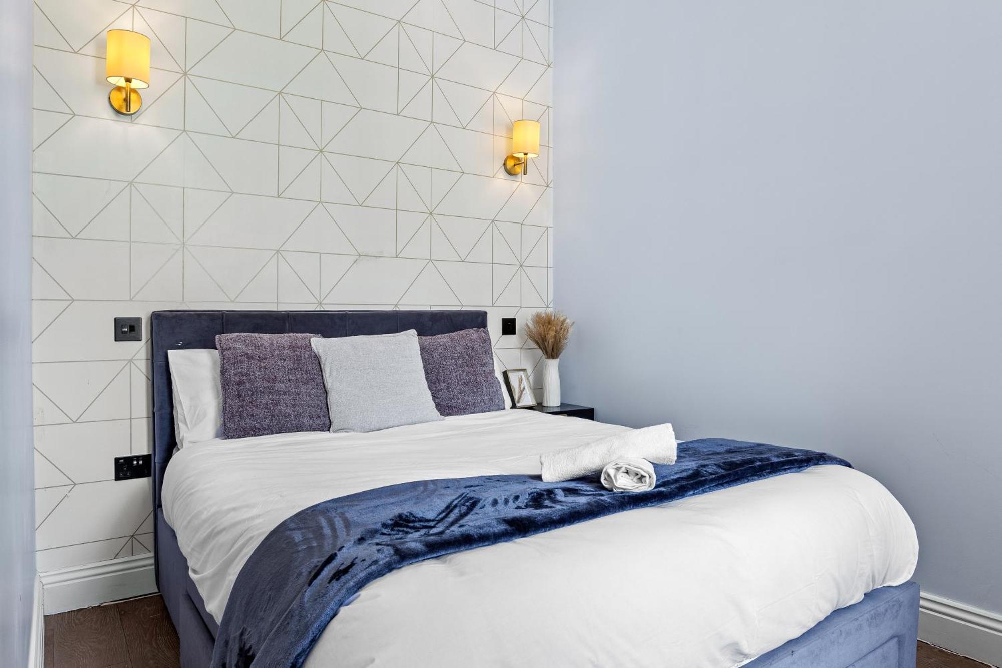 Stylish 2 Bedroom In Westminster Sleeps 5 With Ac Apartment