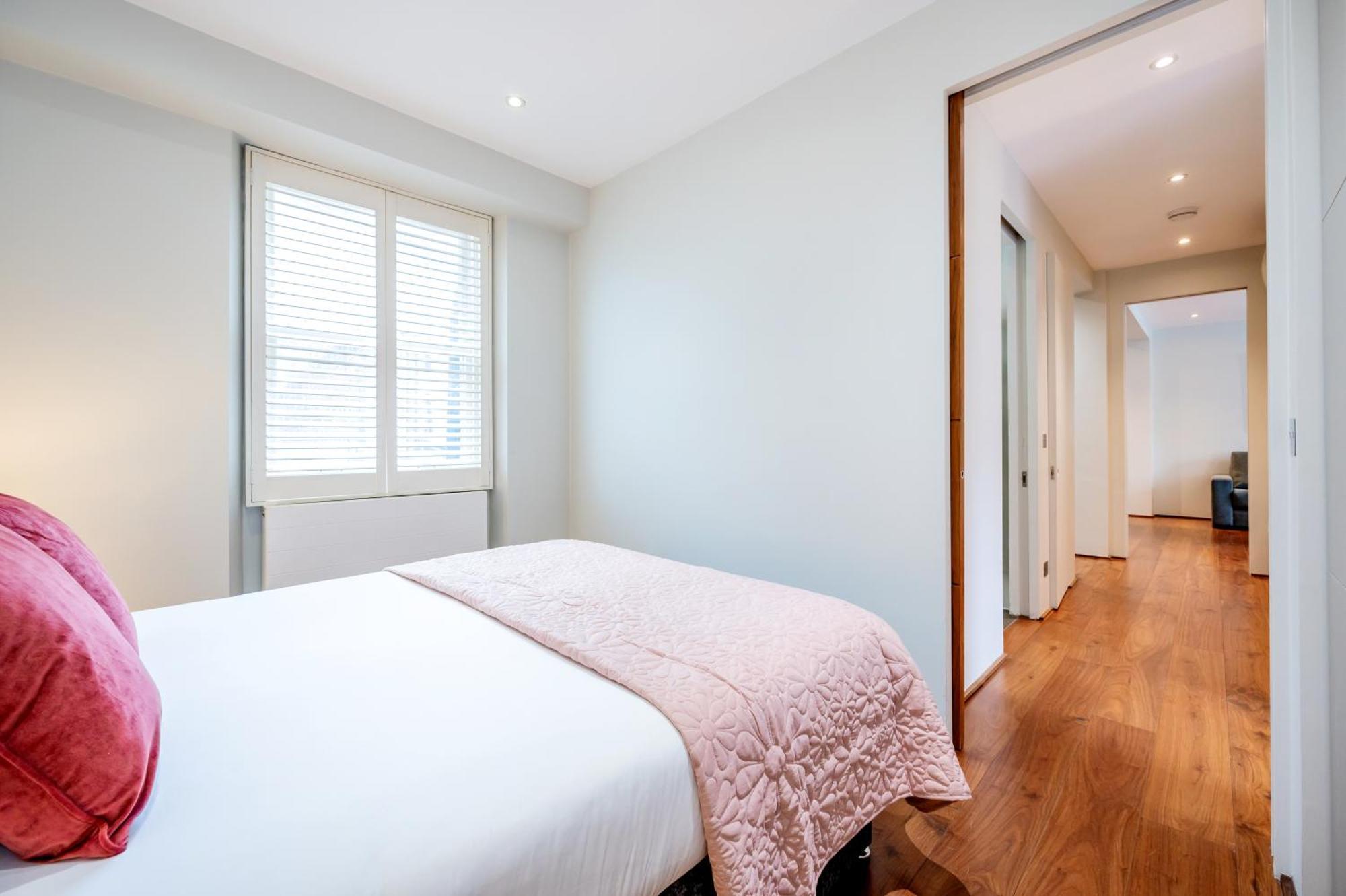 Welcome South Kensington *