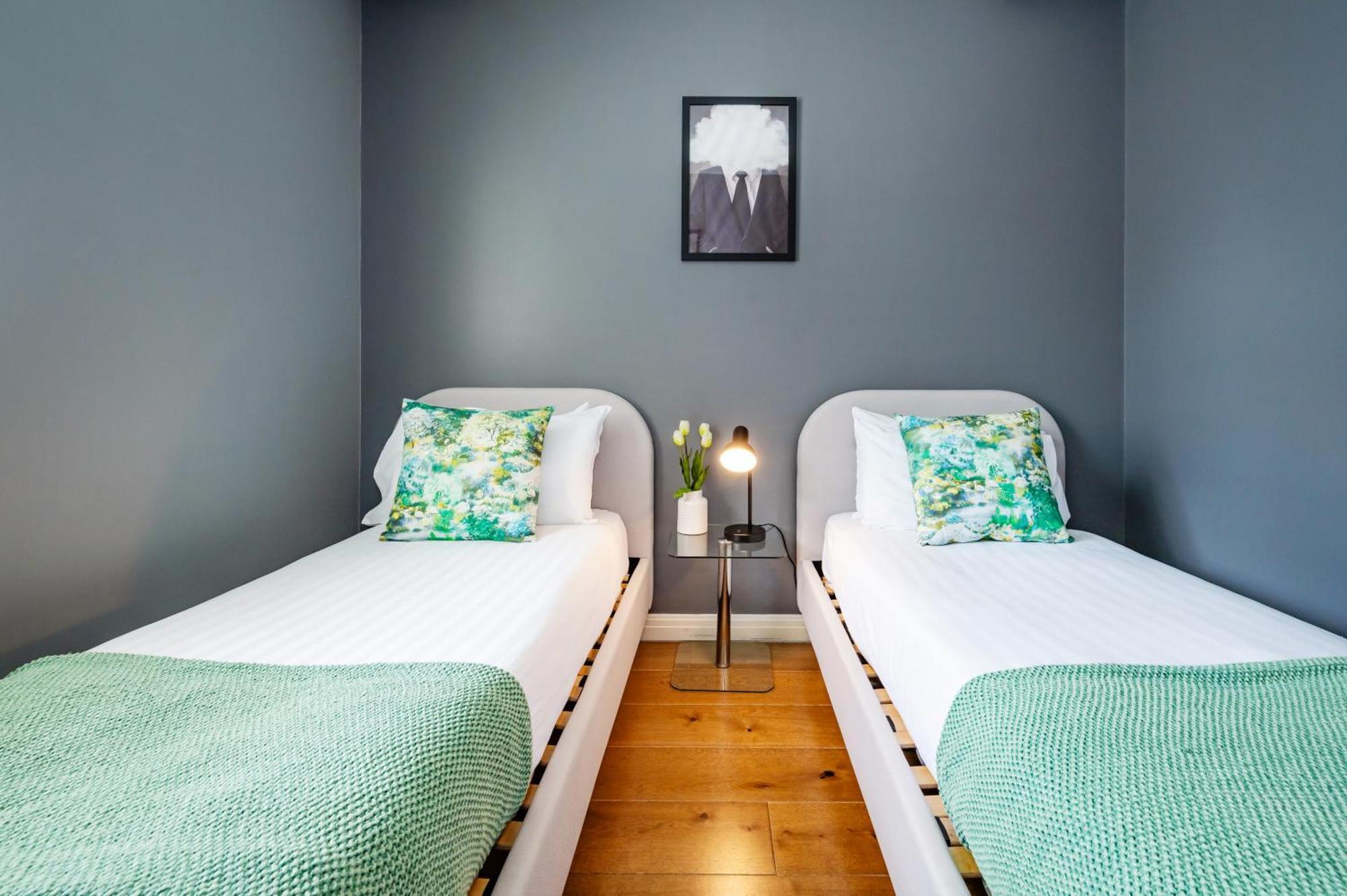 Welcome - Drury Lane London