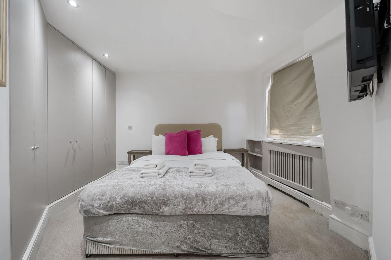 Knightsbridge - Hans Place *