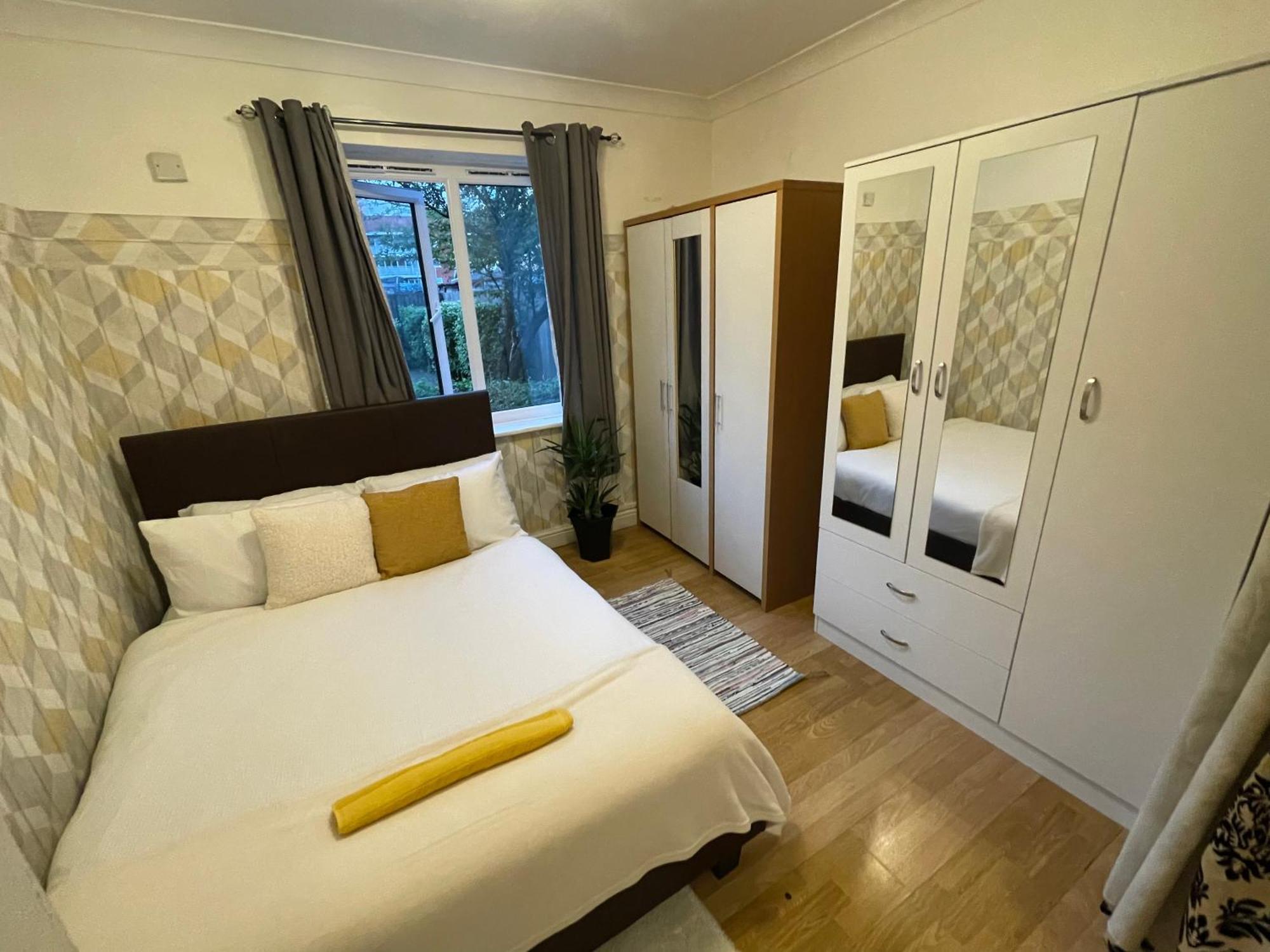 Lovely & Spacious Flat-deptford Creekside * Londres