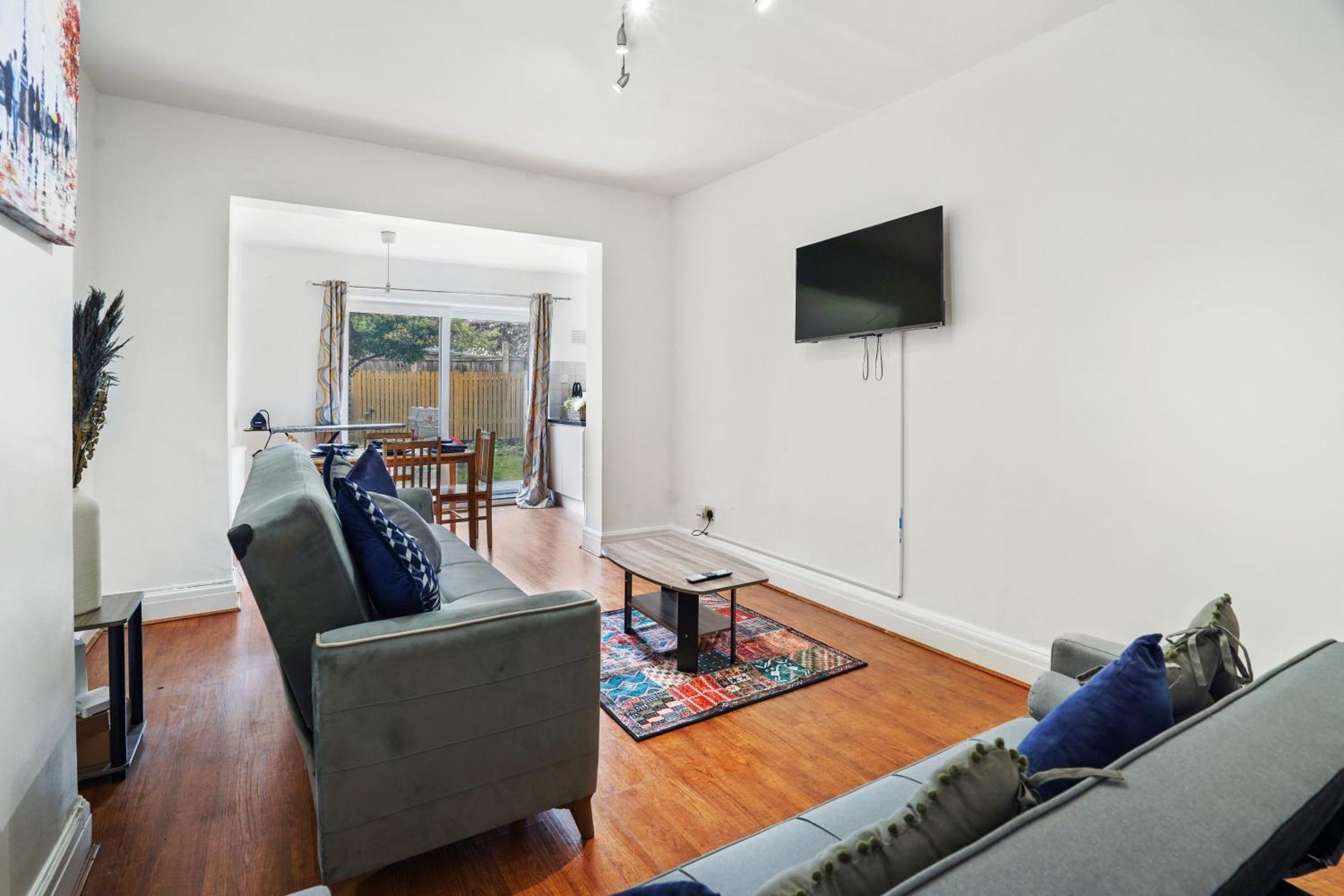 Apartment Cosy N22 Sleeps 6 London