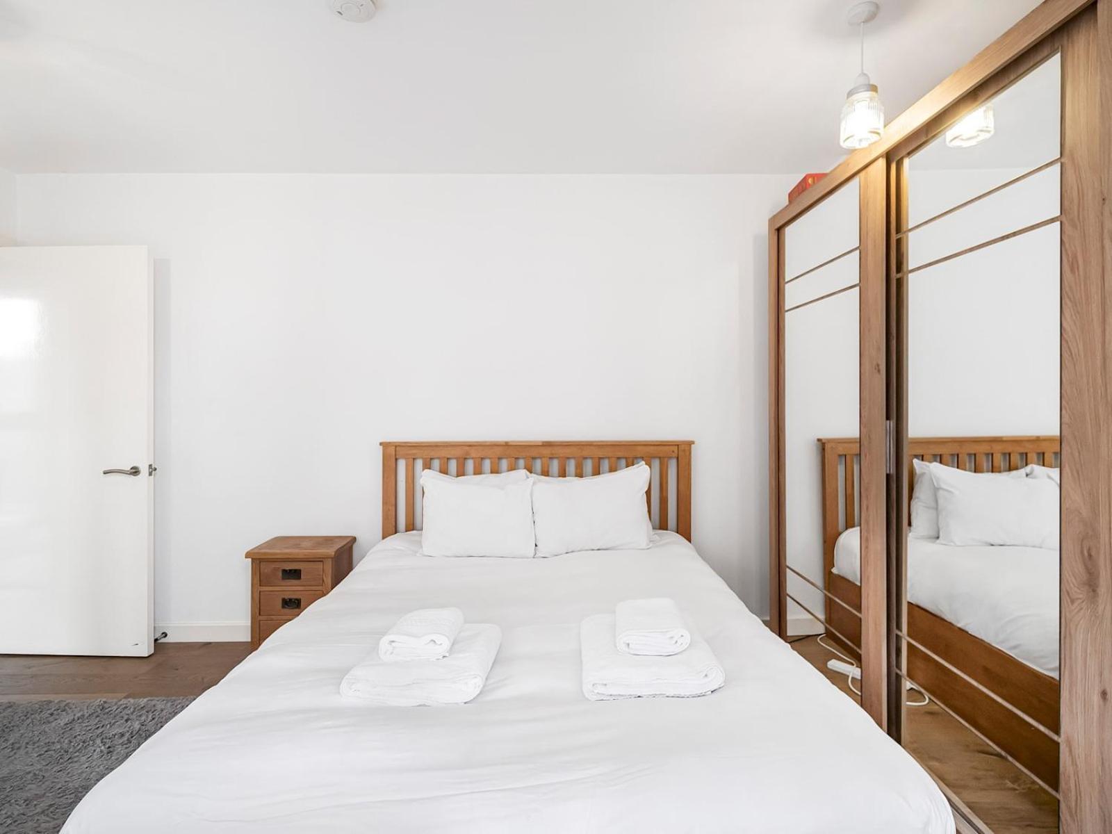 Modern Flat With Balcony Pass The Keys Appartement Londres