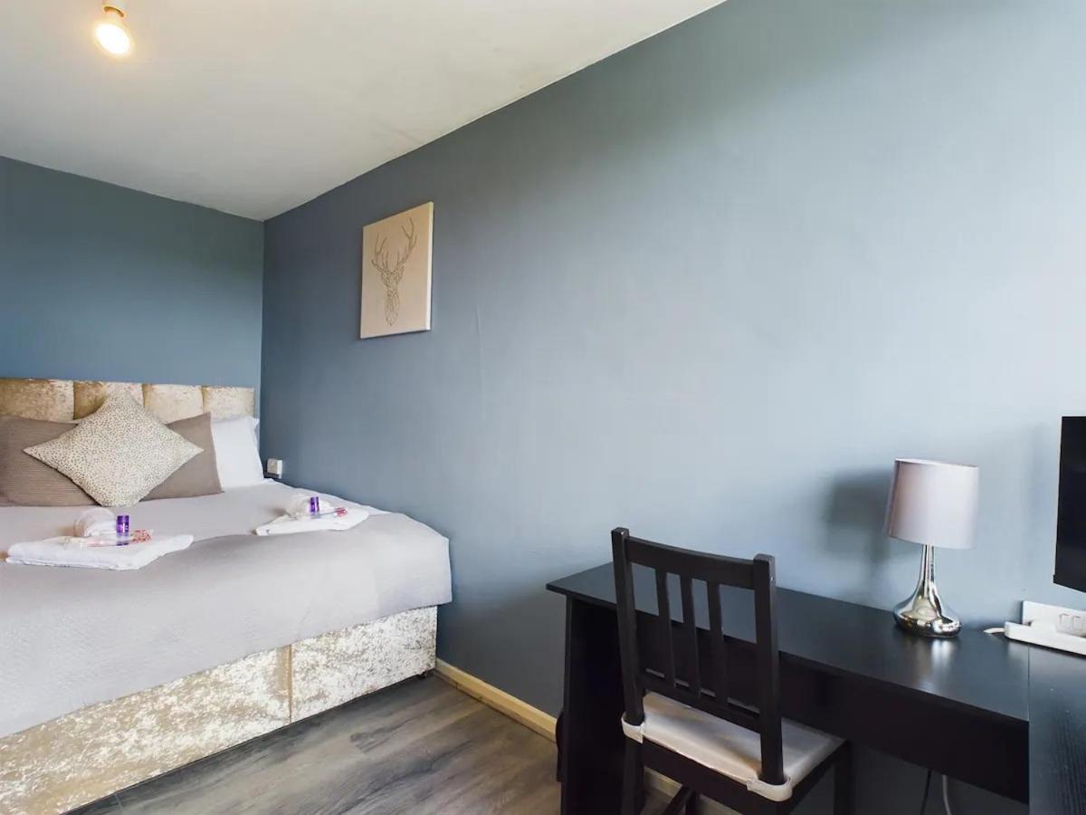 Appartement Lovely 1 Bedroom Serviced W Patio Sleeps 3 Pass The Keys