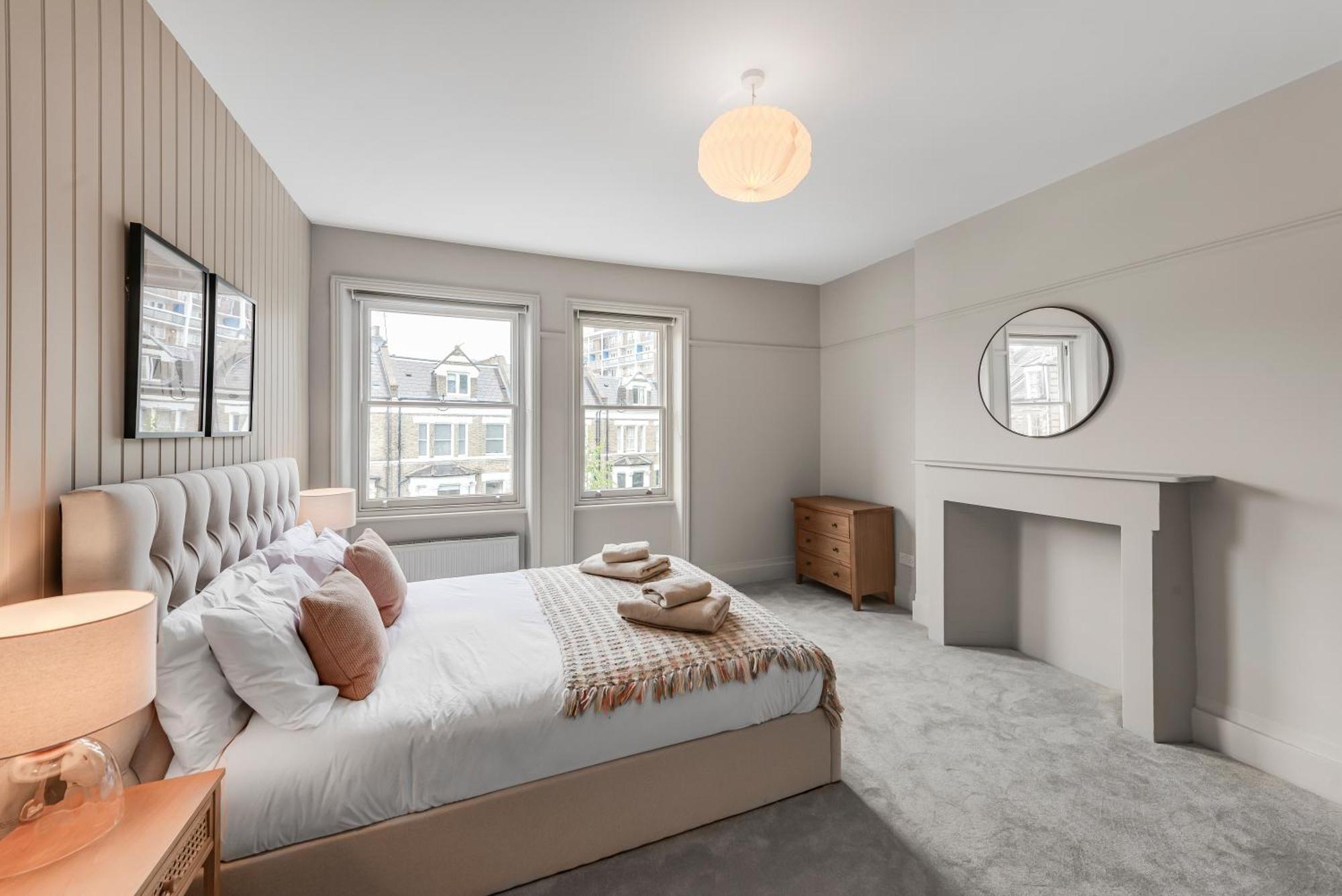 Luxury 3 Bed With Balcony In Kensington Olympia Apartamento Londres
