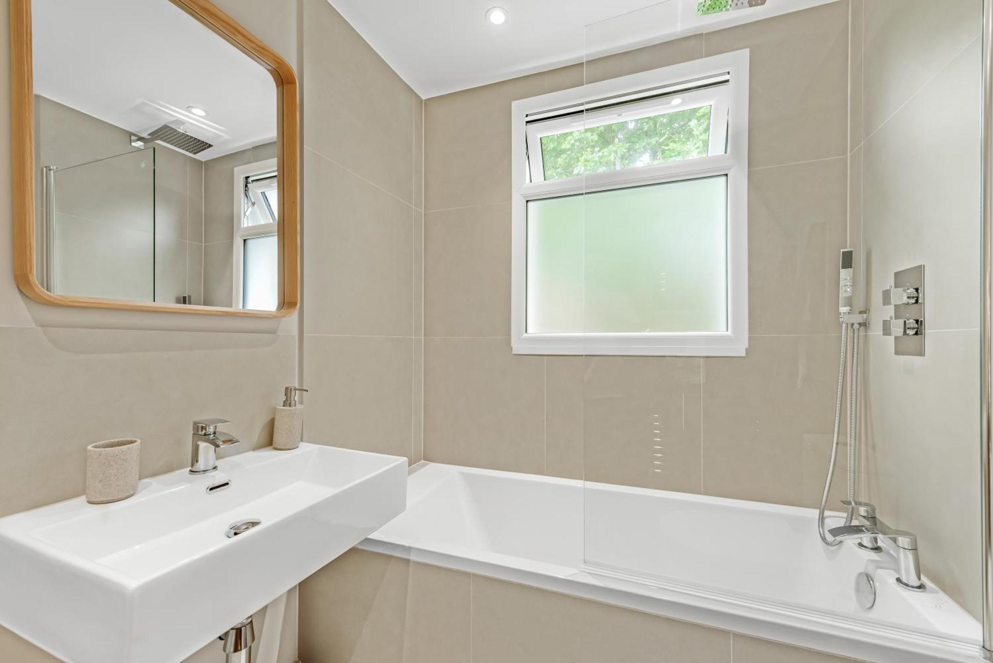 Luxury 3 Bed With Balcony In Kensington Olympia Apartamento Londres