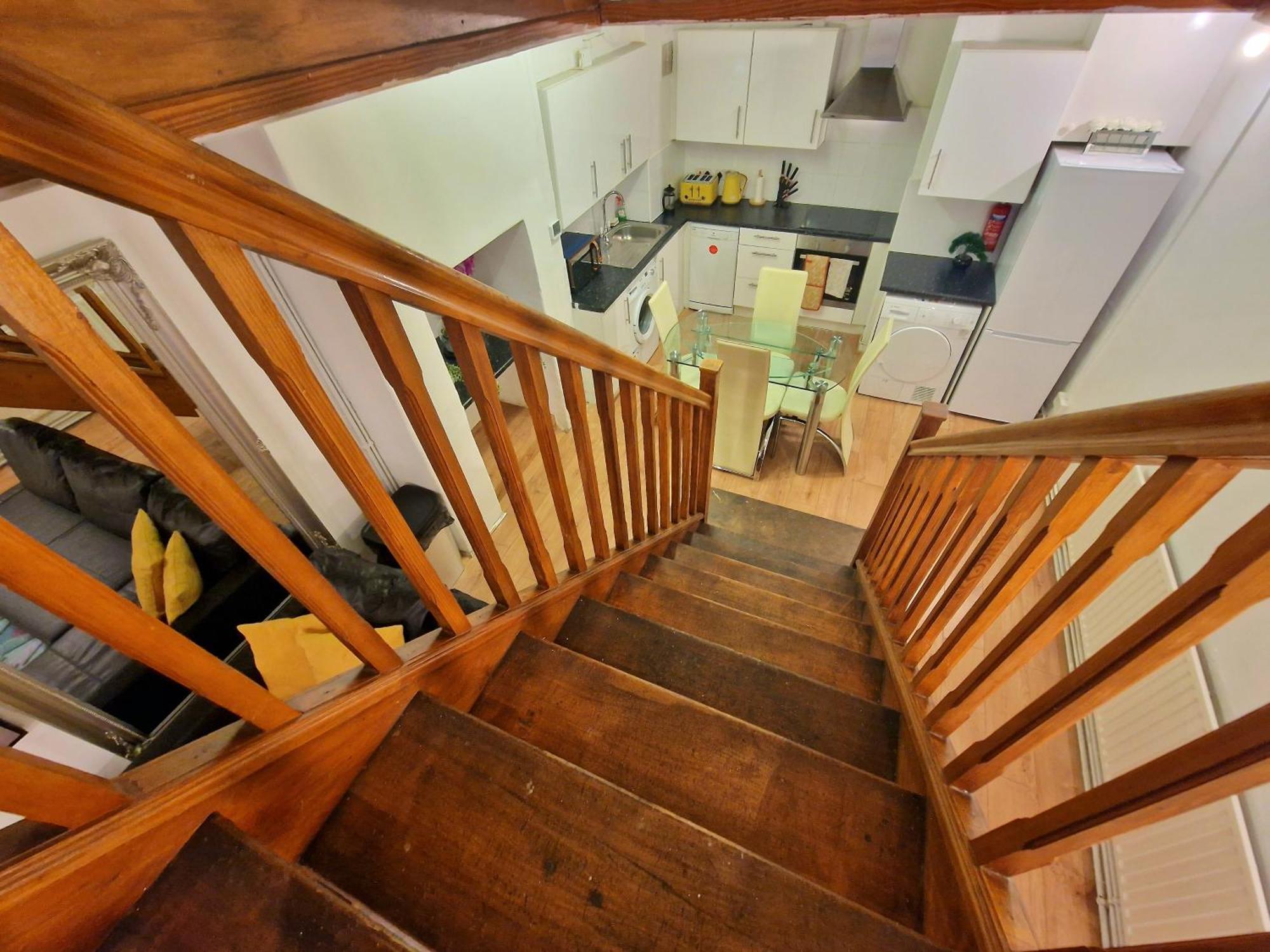 Appartement Duplex With 3 Bedrooms And Large Sofa-bed Back Patio, Near Angel And King's Cross Station Londres