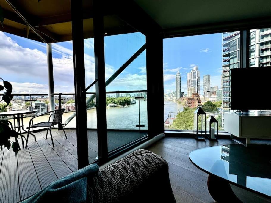 Battersea Power Station River View 2bed 2bath Appartement *
