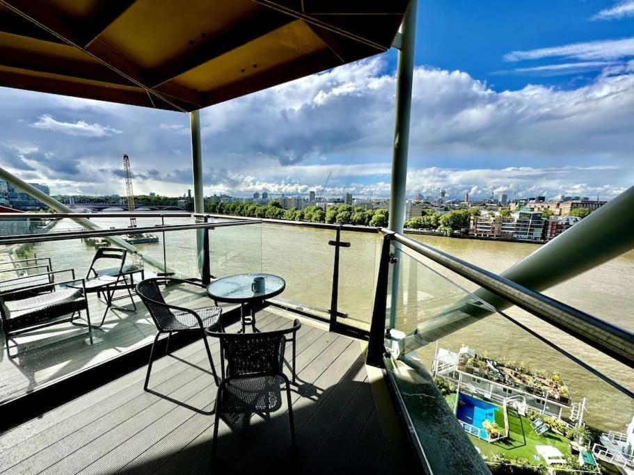 Battersea Power Station River View 2bed 2bath Appartement *