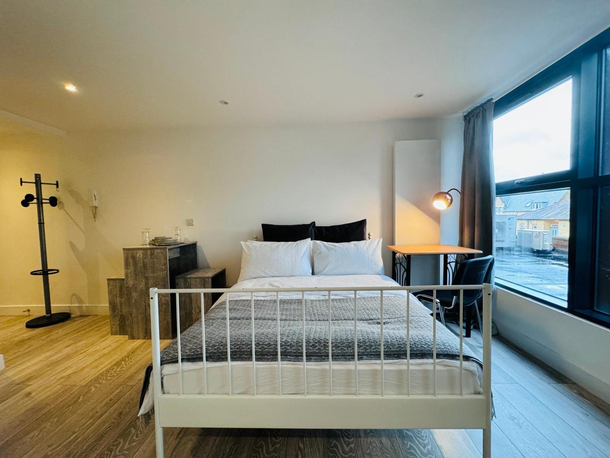 Ft3 Brick Lane Flat *