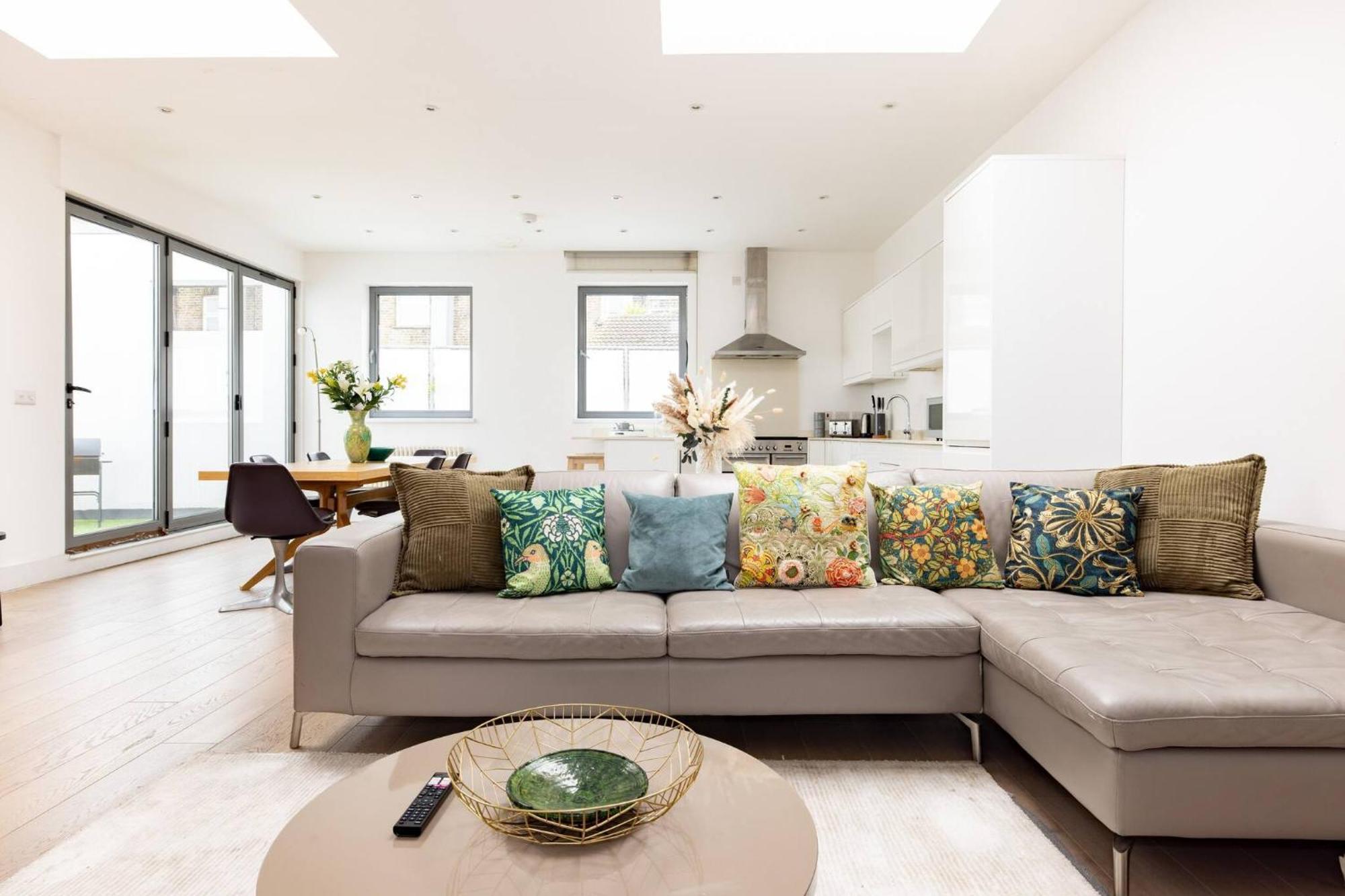 Apartment Wild Roses Serviced - Borough