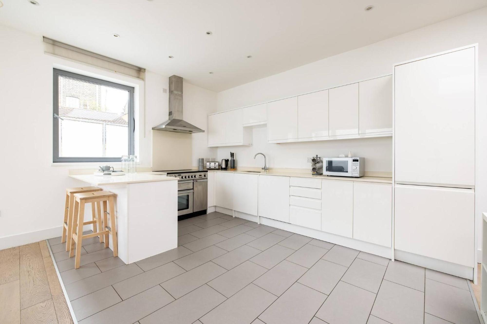 Apartment Wild Roses Serviced - Borough London