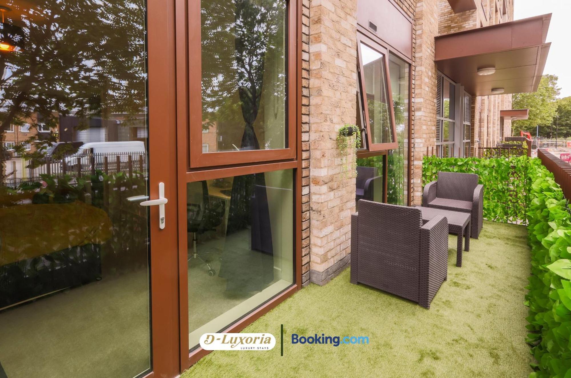Apartamento Stylish 2br By Dluxoria Short Lets & Serviced Greater With Pet Friendly, Free Wifi & Free Parking
