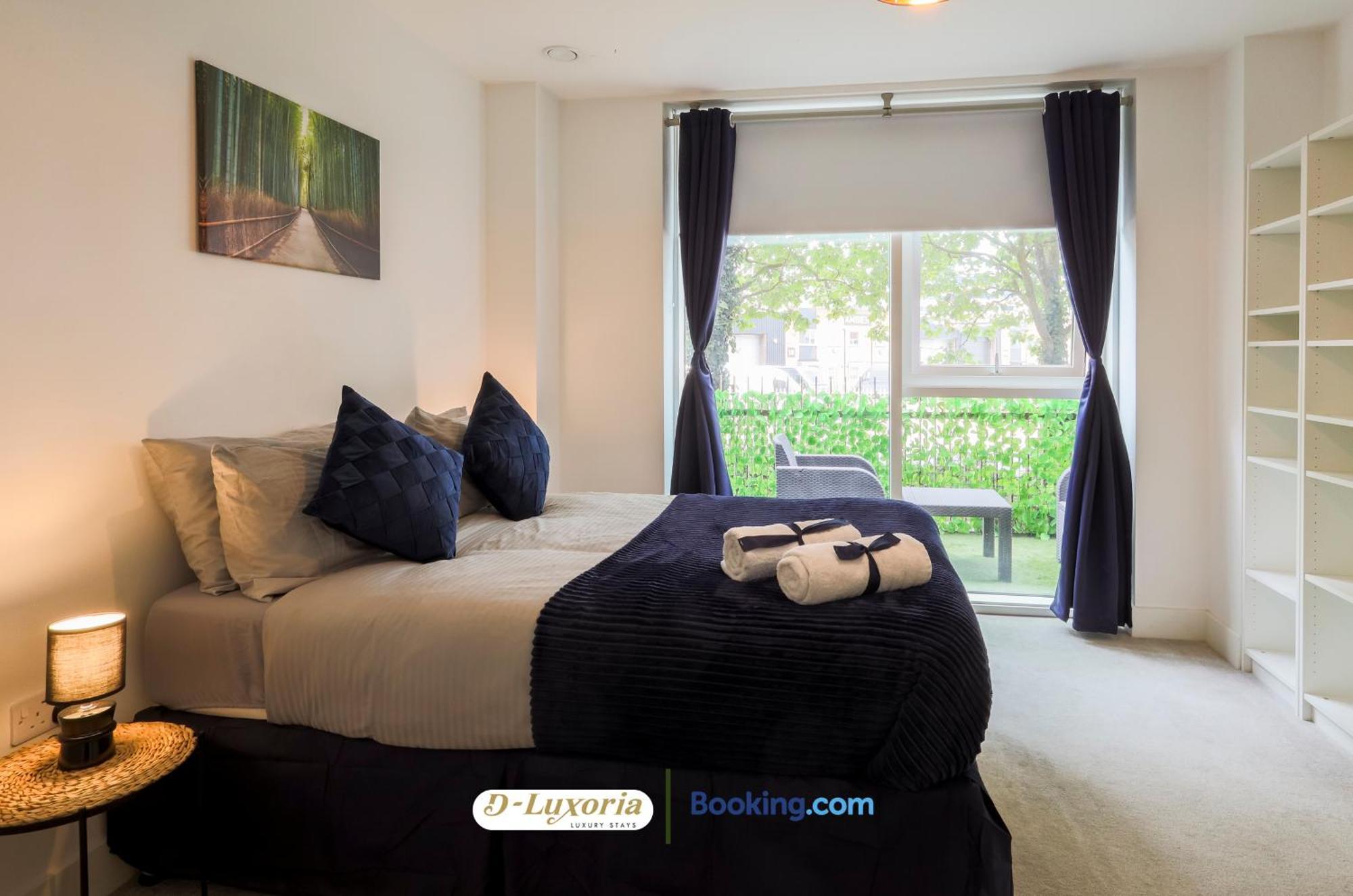 Apartamento Stylish 2br By Dluxoria Short Lets & Serviced Greater With Pet Friendly, Free Wifi & Free Parking *