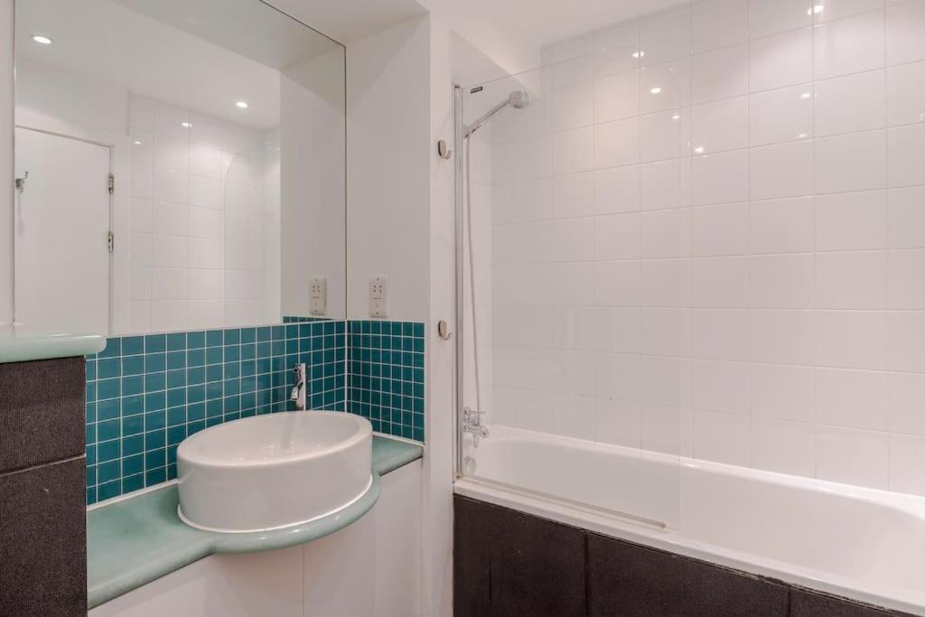Apartamento Kings Cross Two Bedroom Penthouse *