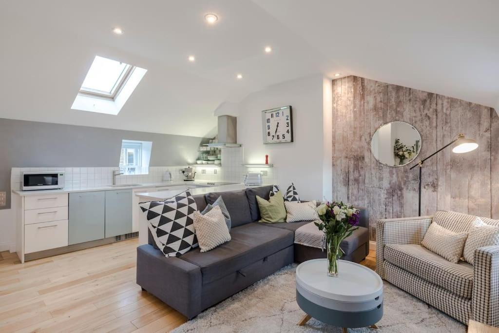Kings Cross Two Bedroom Penthouse * Londres