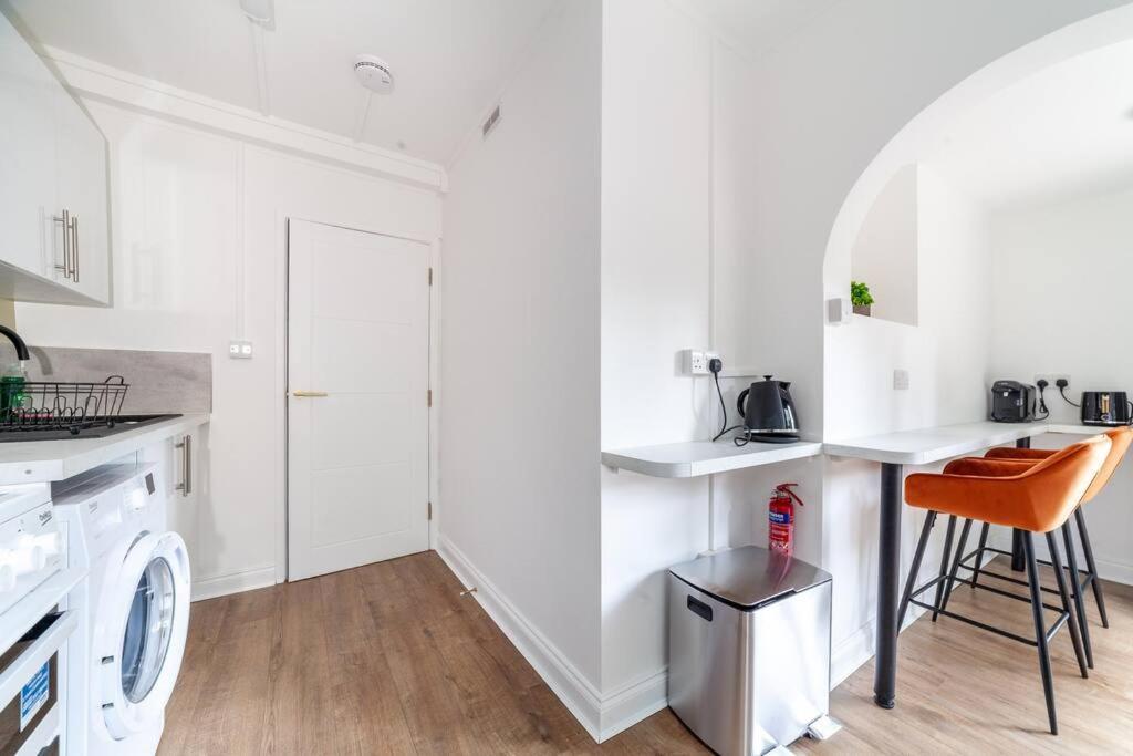 Appartement Lux 3-bed With Patio In *