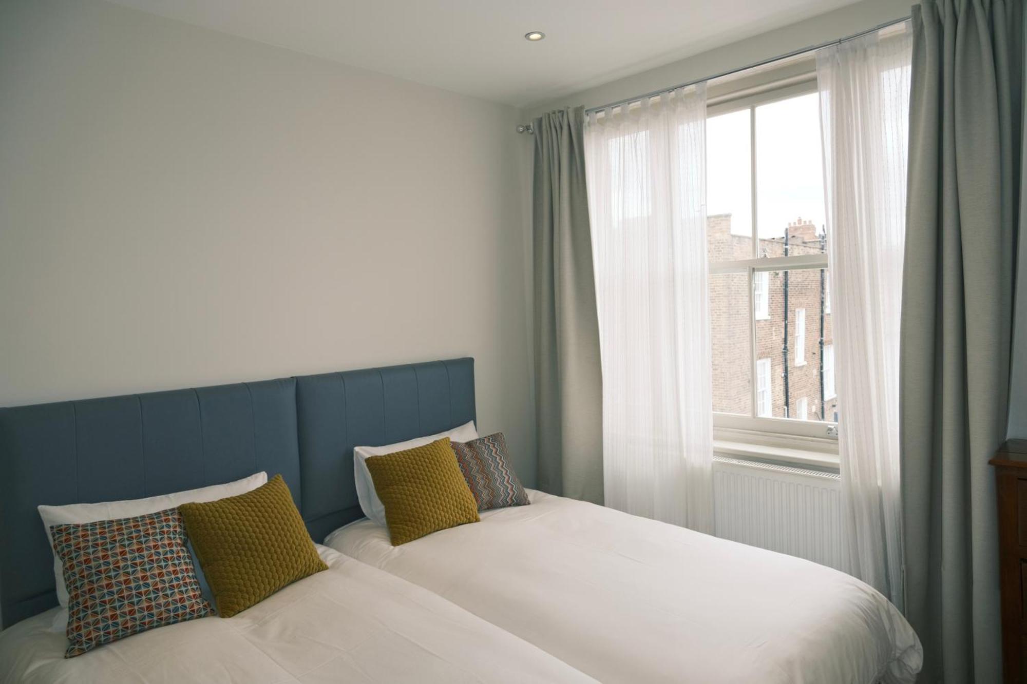 Spacious Duplex Flat West For Families & Groups Appartement *