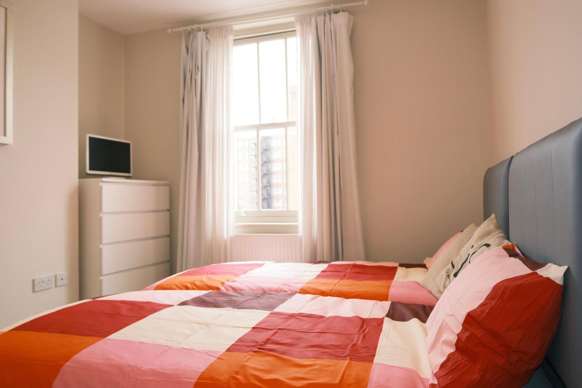 Apartamento Spacious Duplex Flat West For Families & Groups *