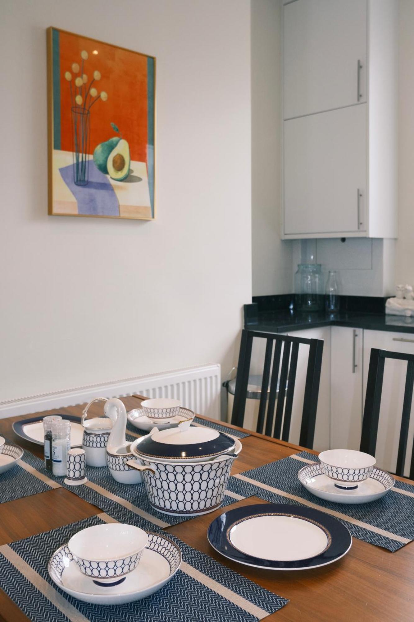Spacious Duplex Flat West For Families & Groups Londres