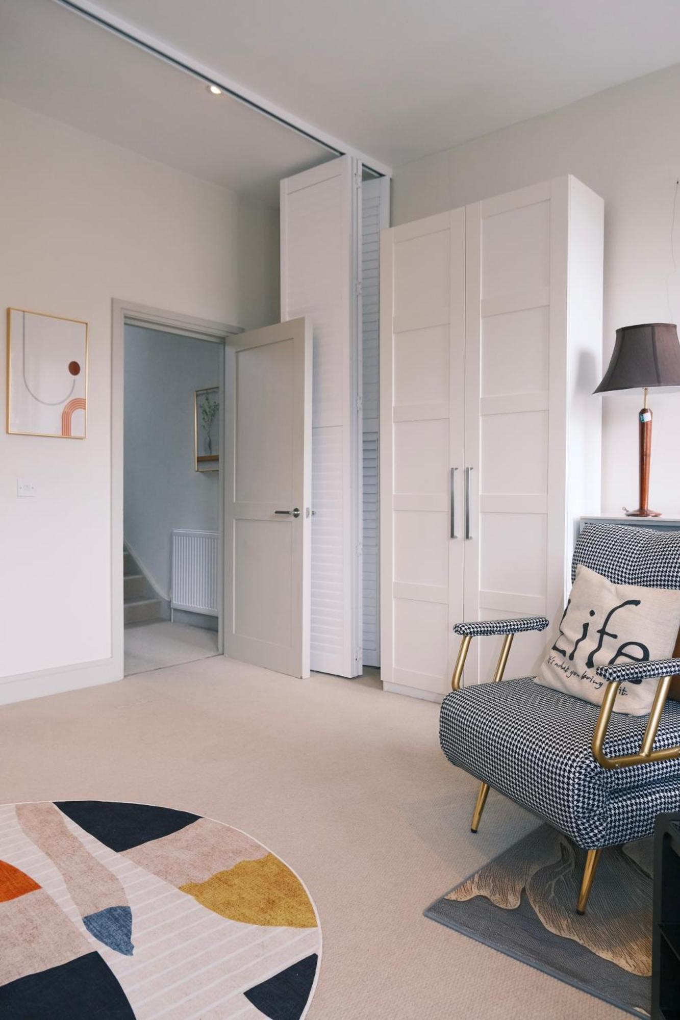 Apartamento Spacious Duplex Flat West For Families & Groups *