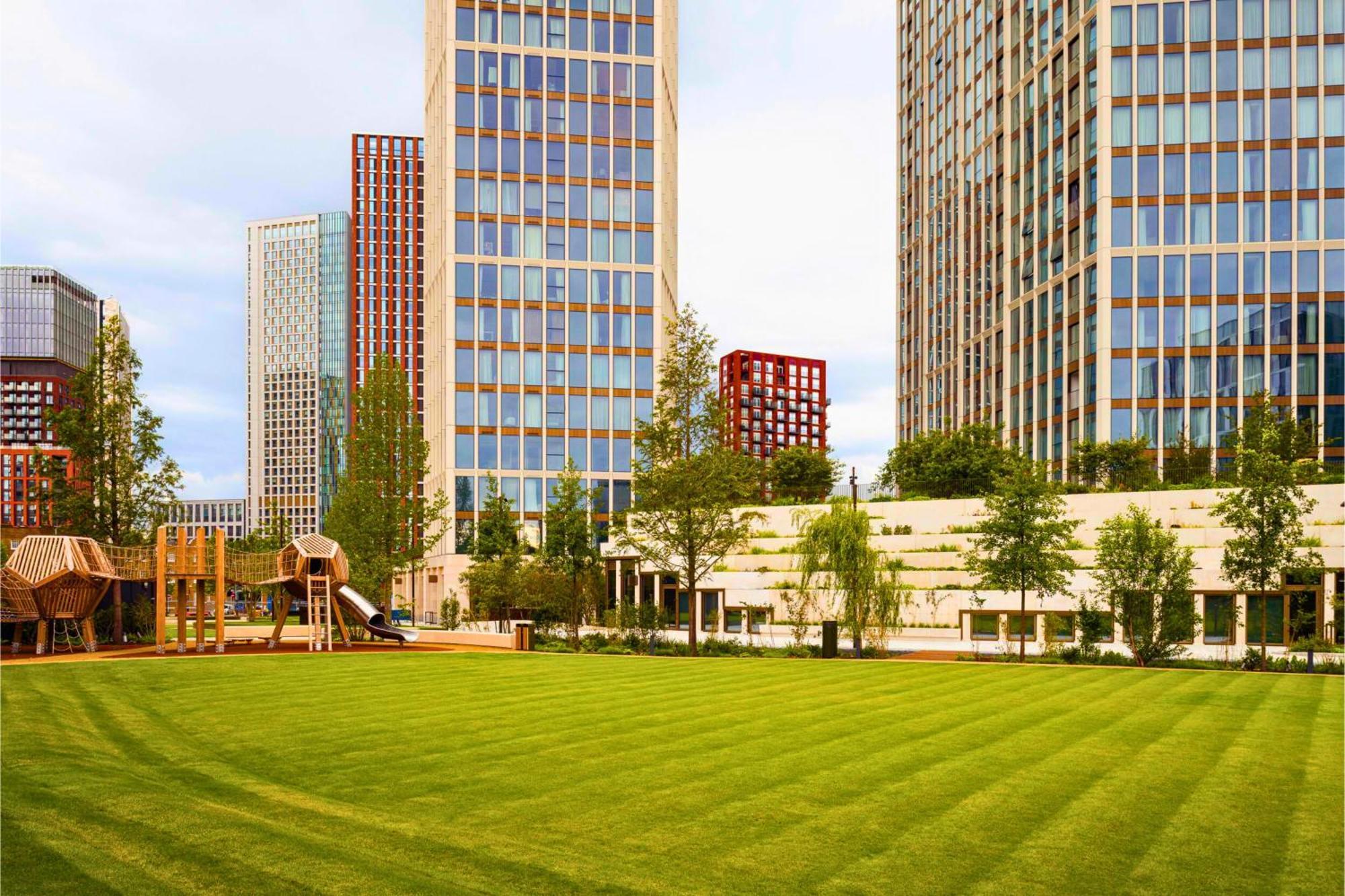 Lavish Penthouse River View Fast Wifi - Luxurylondonstays