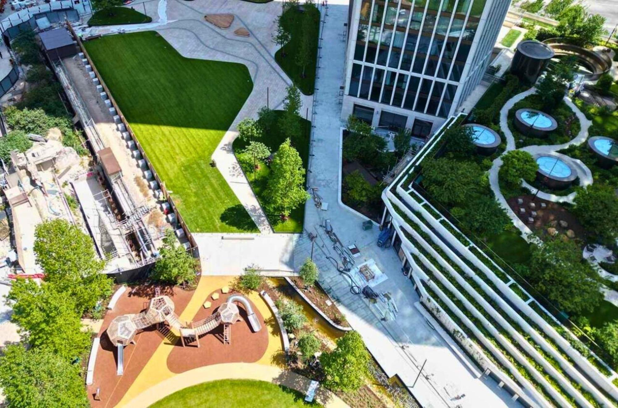 Lavish Penthouse River View Fast Wifi - Luxurylondonstays