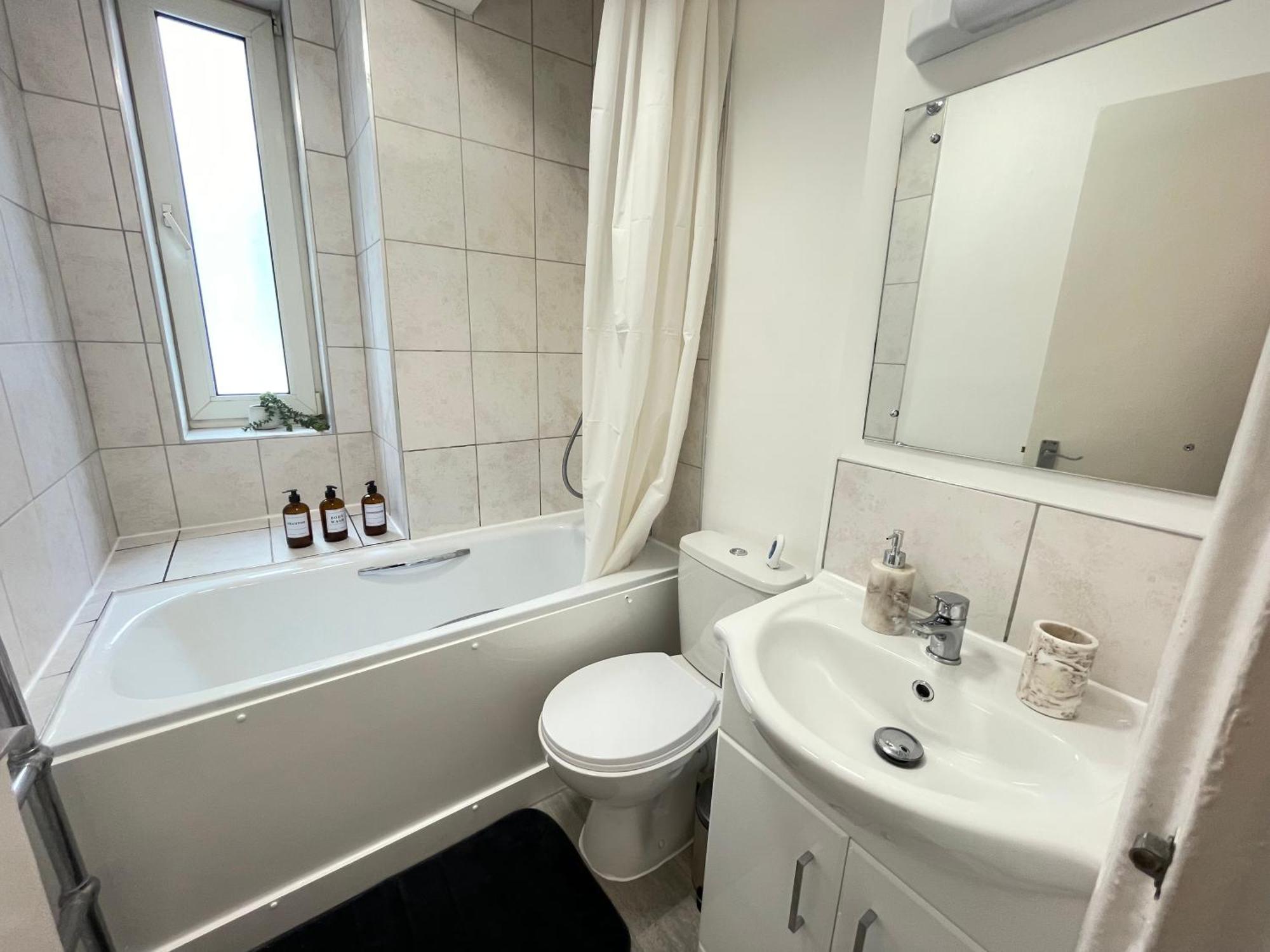 Spacious - South Kensington - Harrods Londen