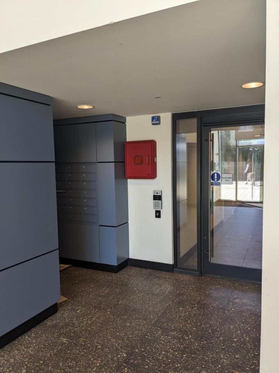 Apartamento Raintree Village