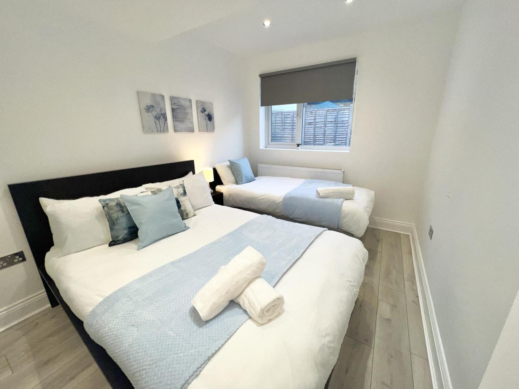 Charming 3-bed Flat In Shepherds Bush - Sleeps 9 Londres