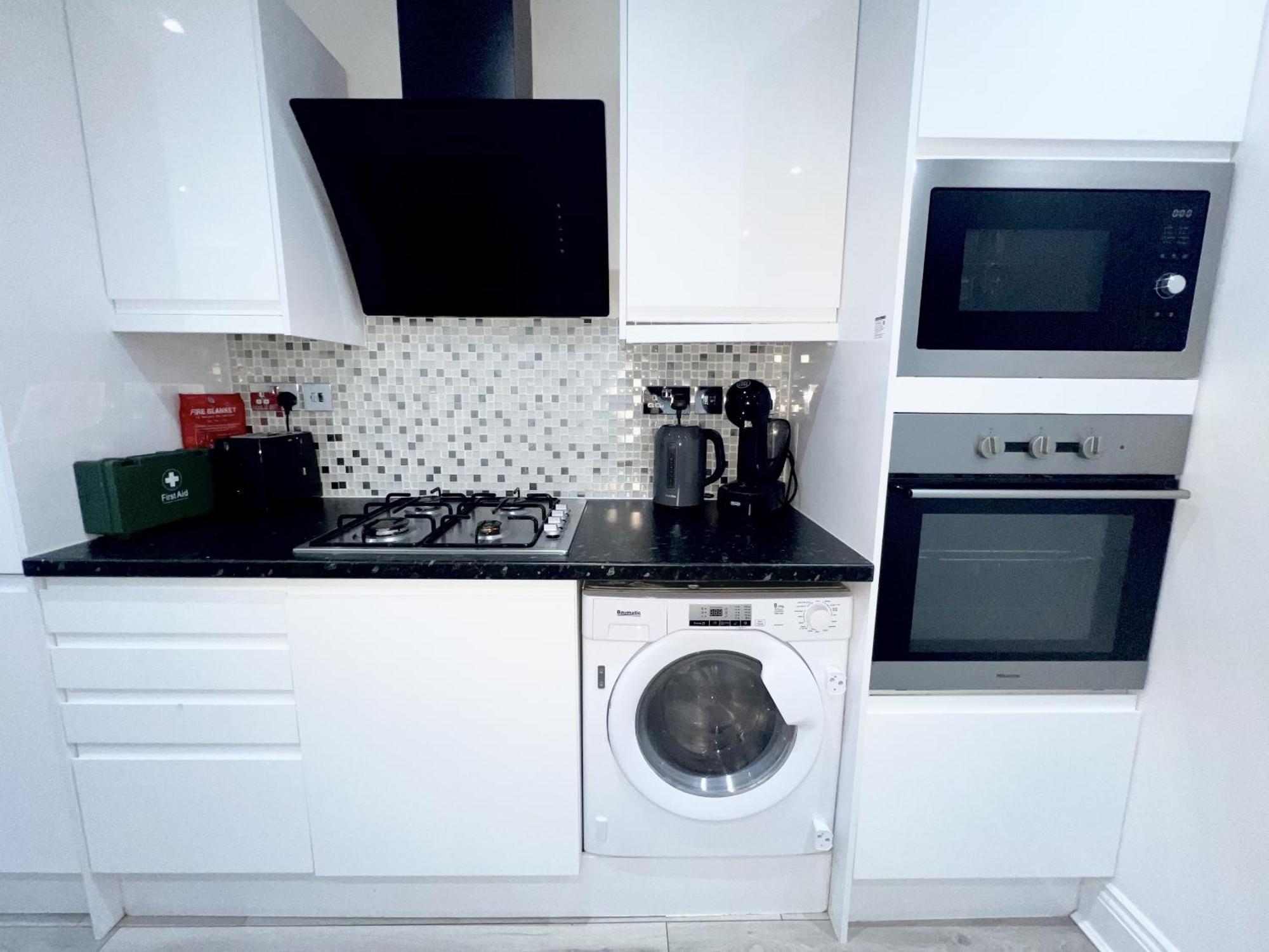 Charming 3-bed Flat In Shepherds Bush - Sleeps 9 Londres