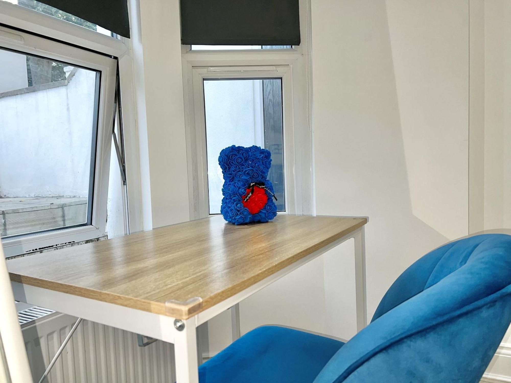 Charming 3-bed Flat In Shepherds Bush - Sleeps 9 Casa de Férias Londres