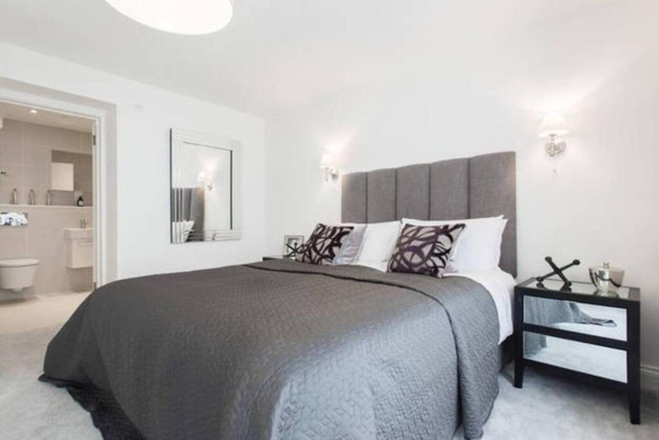 Large Three Bed Duplex Camden Сasa de vacaciones *