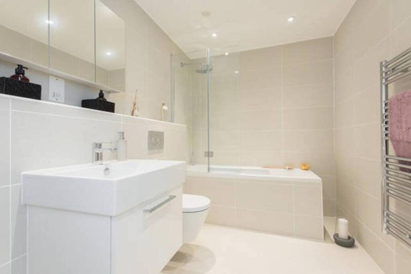 Сasa de vacaciones Large Three Bed Duplex Camden *