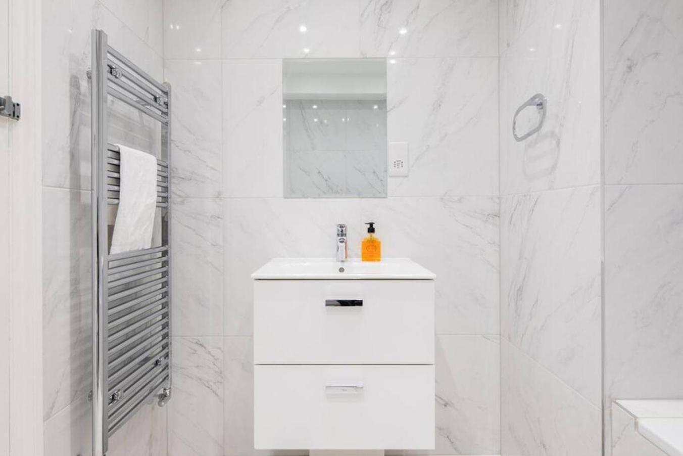 Apartamento Spacious Family Paddington Flat *