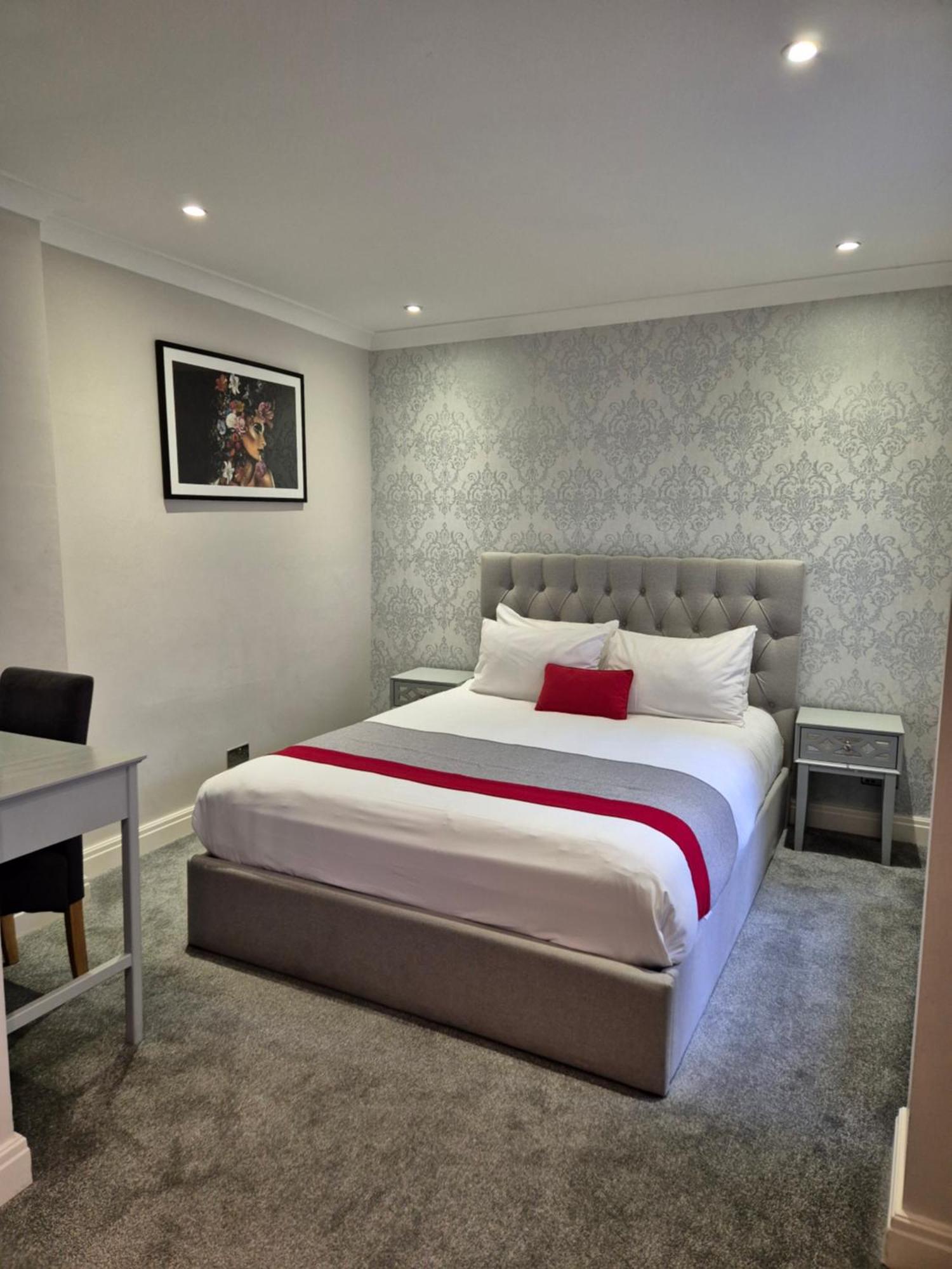 The Beverley - Victoria Londen