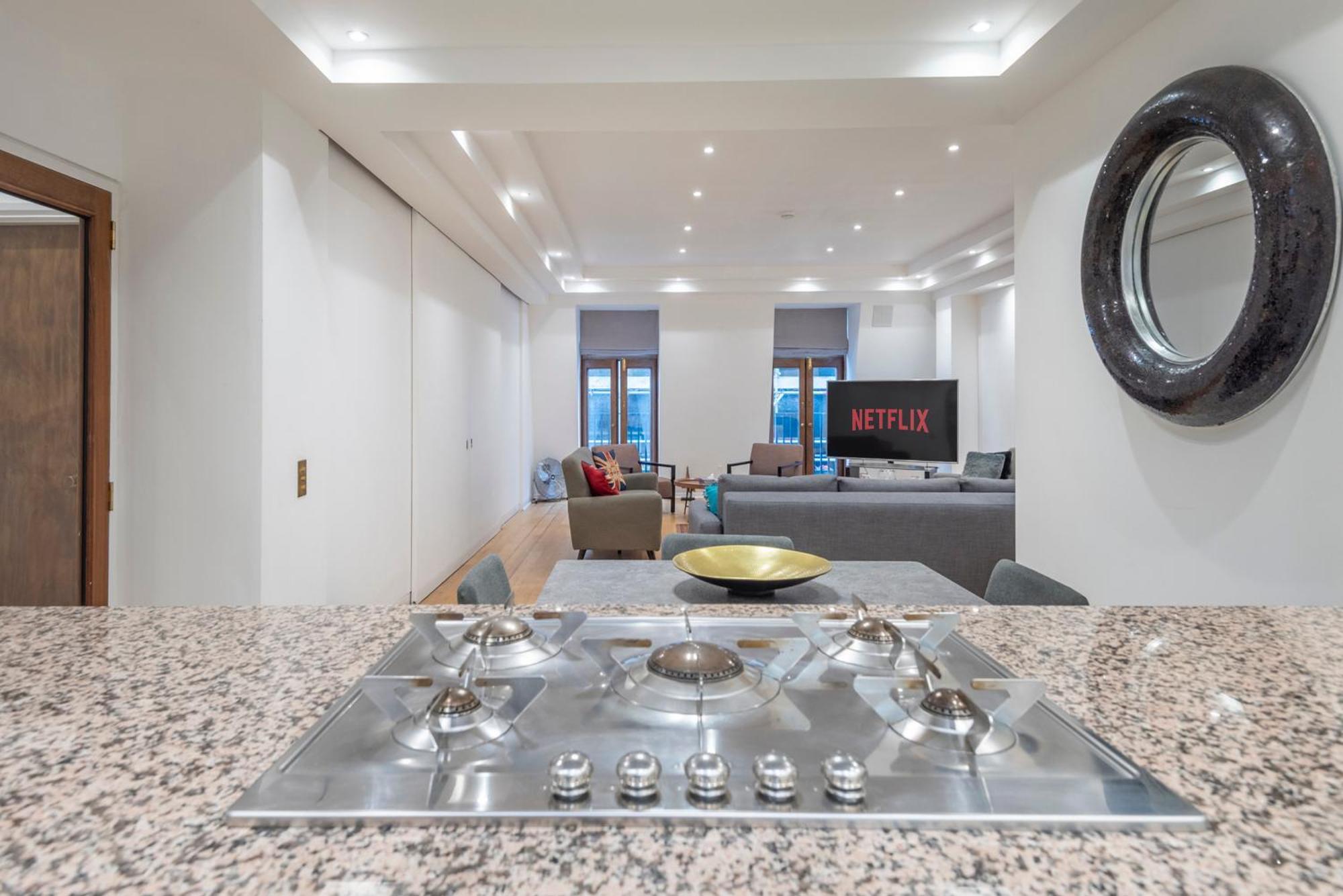 Mayfair Piccadilly - The Choice