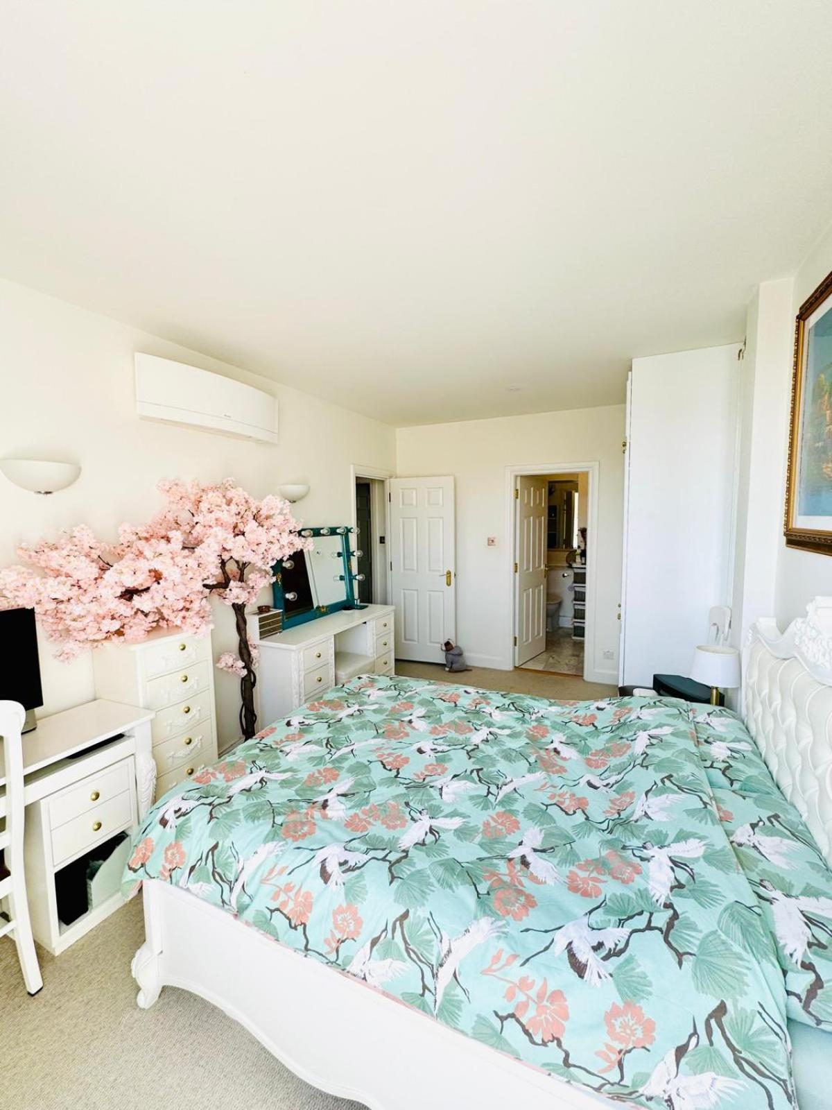 Apartment A Penthouse By Tower Bridge *
