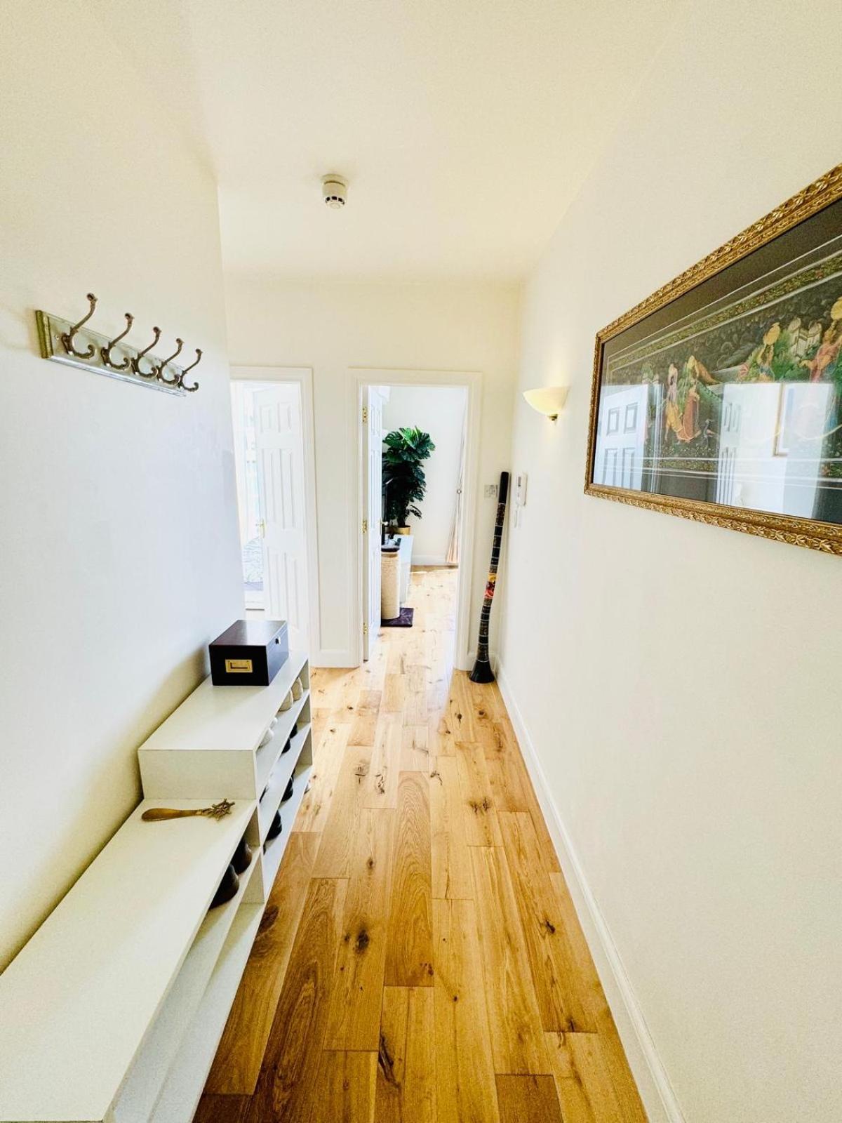 A Penthouse By Tower Bridge Apartment London